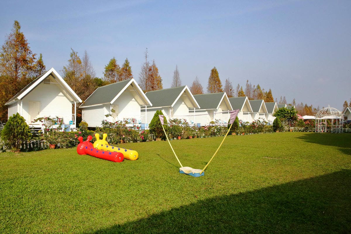 【宿。嘉義】悅來居莊園〜嘉義友善寵物民宿。落羽松森林小木屋、