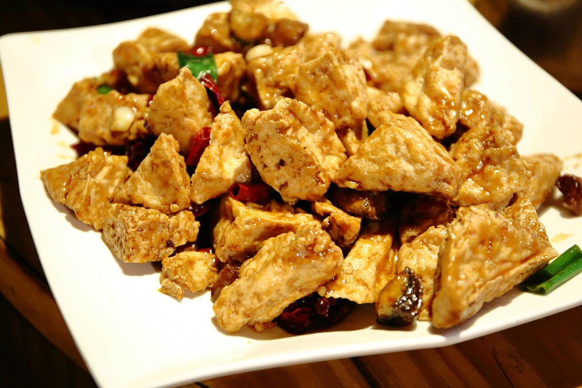 【食。五股】碧瑤山莊〜藏在都市裡的庭園餐廳,觀音山百年古厝吃 【食。五股】碧瑤山莊〜藏在都市裡的庭園餐廳,觀音山百年古厝吃