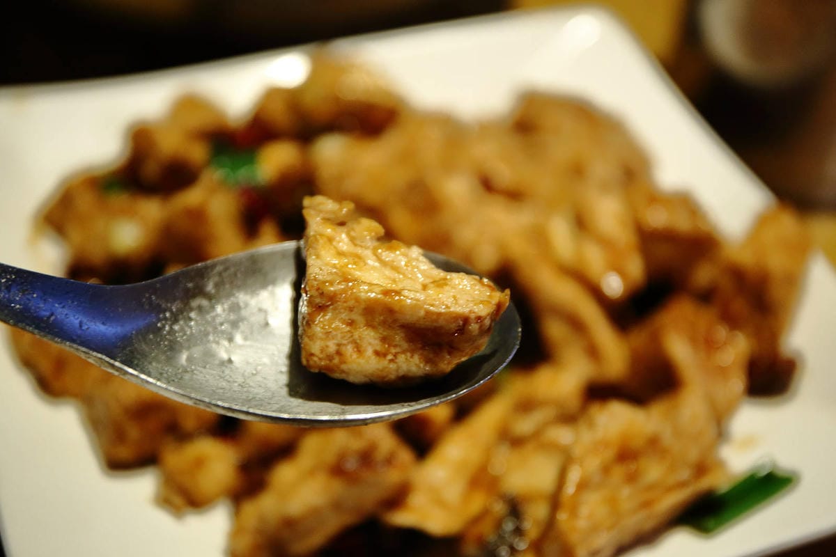 【食。五股】碧瑤山莊〜藏在都市裡的庭園餐廳,觀音山百年古厝吃 【食。五股】碧瑤山莊〜藏在都市裡的庭園餐廳,觀音山百年古厝吃