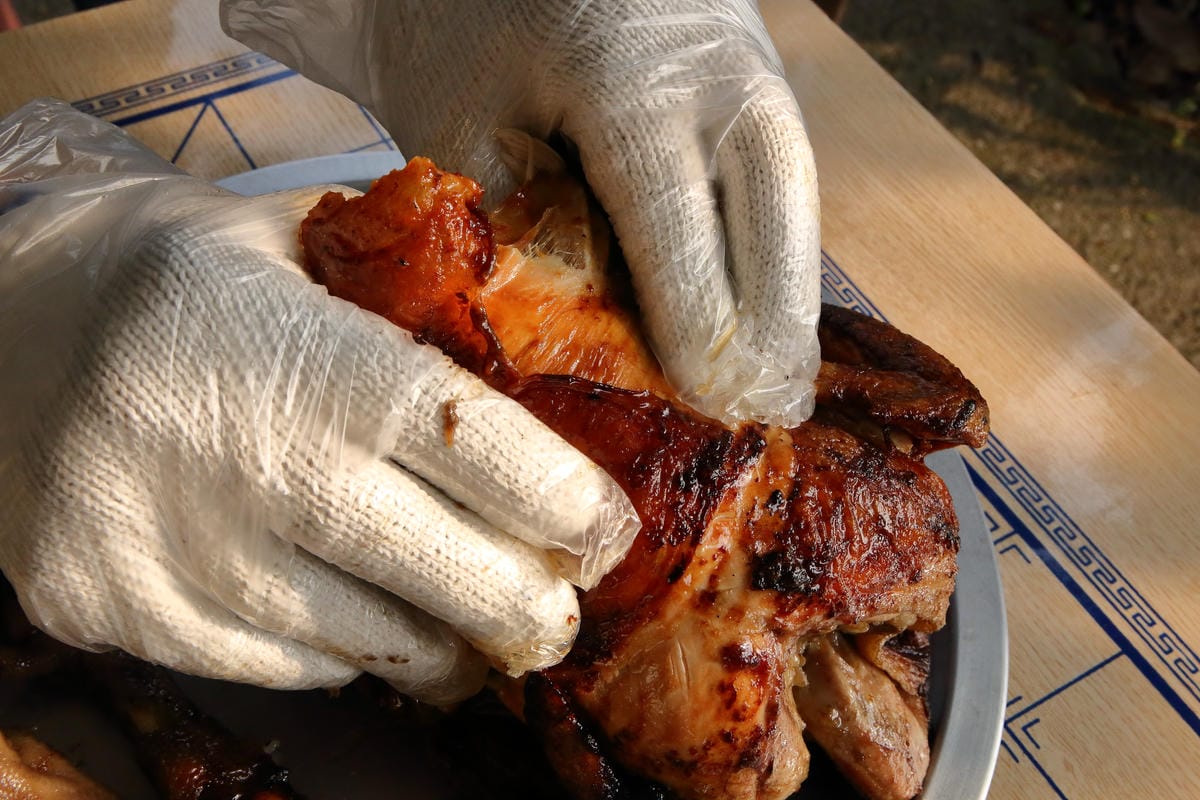 【食。淡水】王家碳烤鋼管雞～注意！有雞會跳鋼管舞！老饕才知道的烤雞，想吃不一定吃得到！