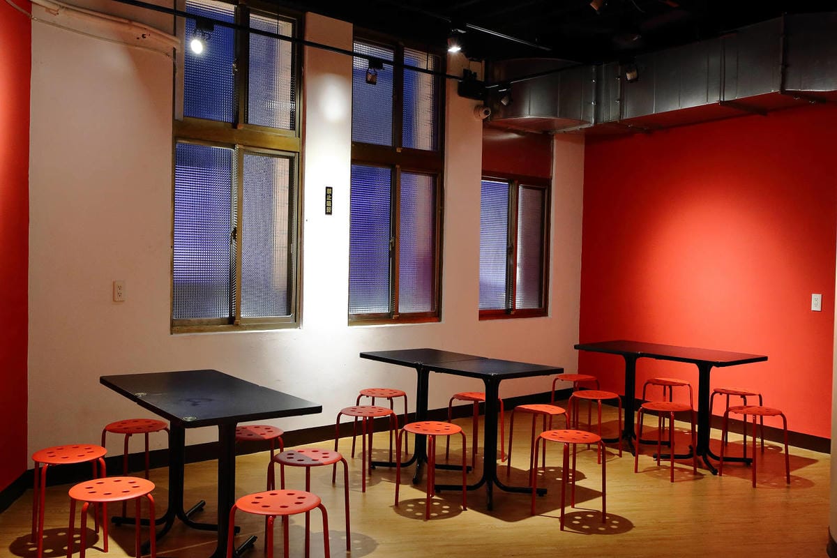 【食。台北】開小伙 宵夜 炸雞 鐵板麵〜台北平價宵夜美食推薦