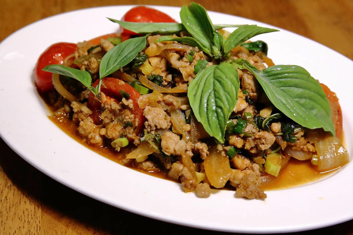 【食。台北】鼎薌小館〜台北車站好吃平價熱炒店推薦!老闆就是任