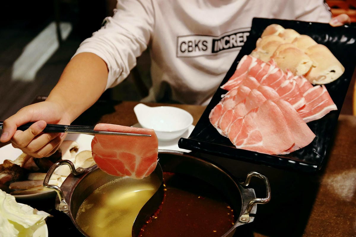 【食。汐止】藝爐晏火鍋美術館〜最狂火鍋吃到飽只要399起！汐