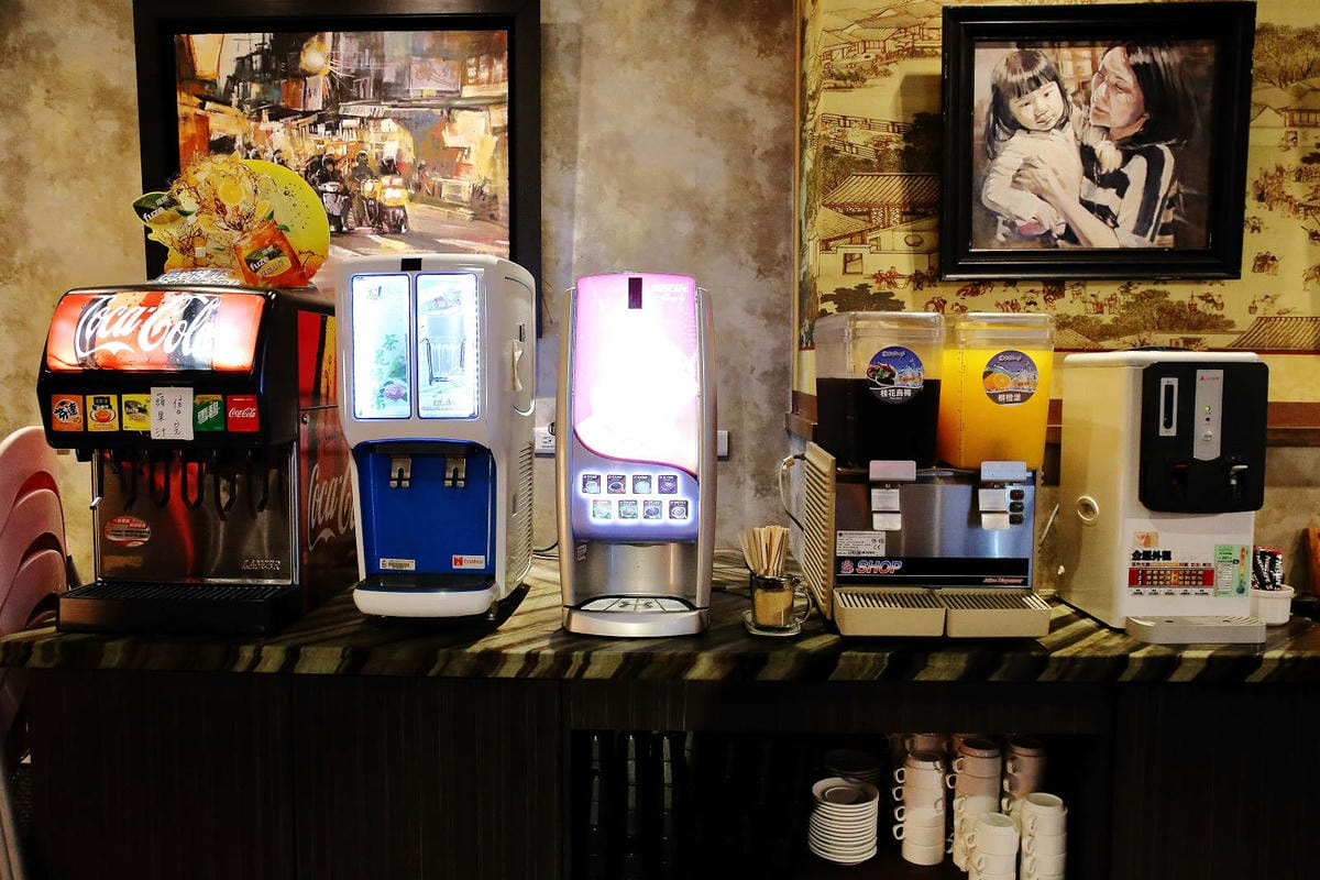 【食。汐止】藝爐晏火鍋美術館〜最狂火鍋吃到飽只要399起！汐