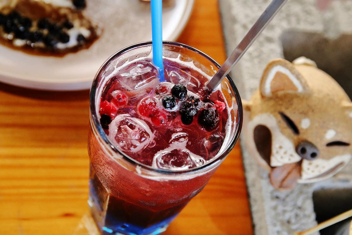 【食。平鎮】聚柴gdog寵物友善餐廳〜親子寵物草皮景觀餐廳。