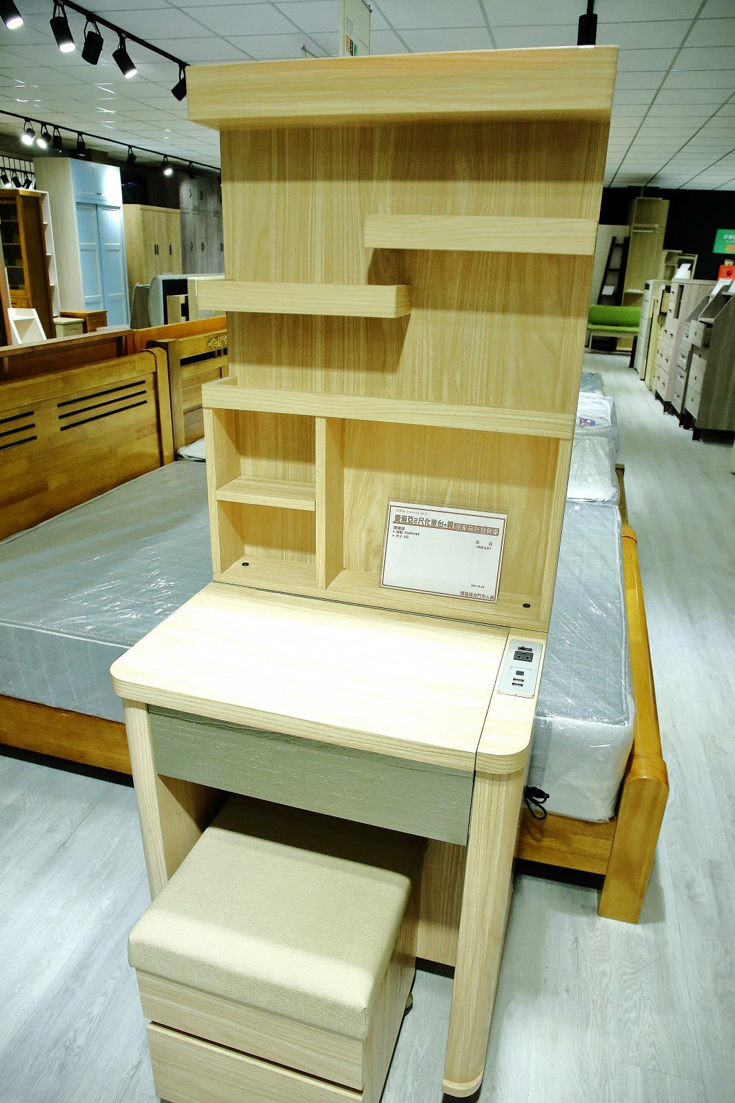 台中家具行推薦,億家俱全館庫存清倉!中台灣最大批發倉庫,家具 台中家具行推薦,億家俱全館庫存清倉!中台灣最大批發倉庫,家具