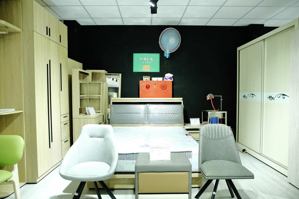 台中家具行推薦,億家俱全館庫存清倉!中台灣最大批發倉庫,家具 台中家具行推薦,億家俱全館庫存清倉!中台灣最大批發倉庫,家具