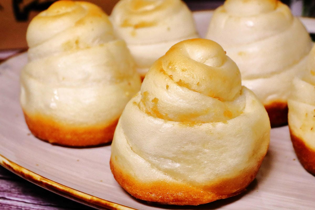 排隊再久也要吃！一天只賣四小時的超人氣秒殺脆皮烤饅頭，永和也