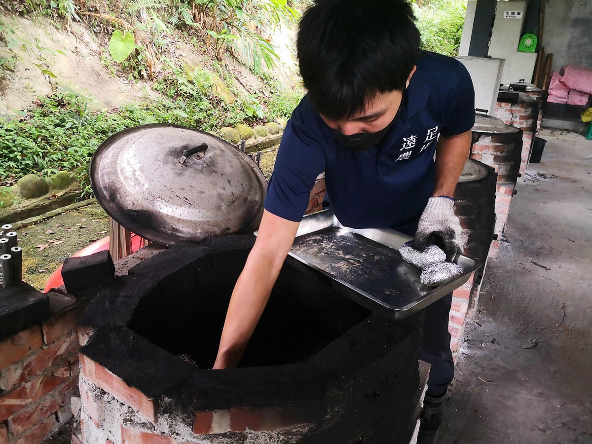 焢窯體驗哪裡玩?新北金山親子農場推薦!體驗古早農村味,內行人 焢窯體驗哪裡玩?新北金山親子農場推薦!體驗古早農村味,內行人