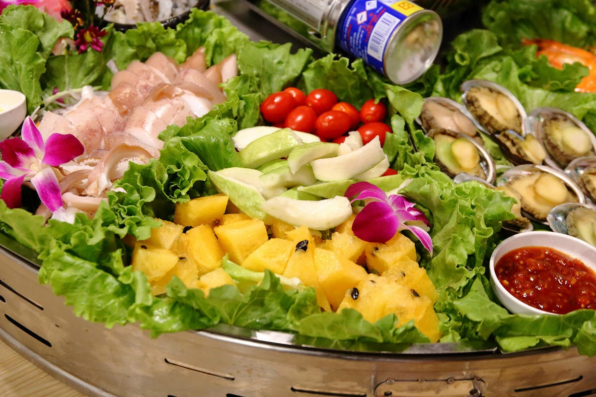 澎湖浮誇系海鮮霸王餐!整桌滿滿海鮮嗑到爽只要8000元,就是