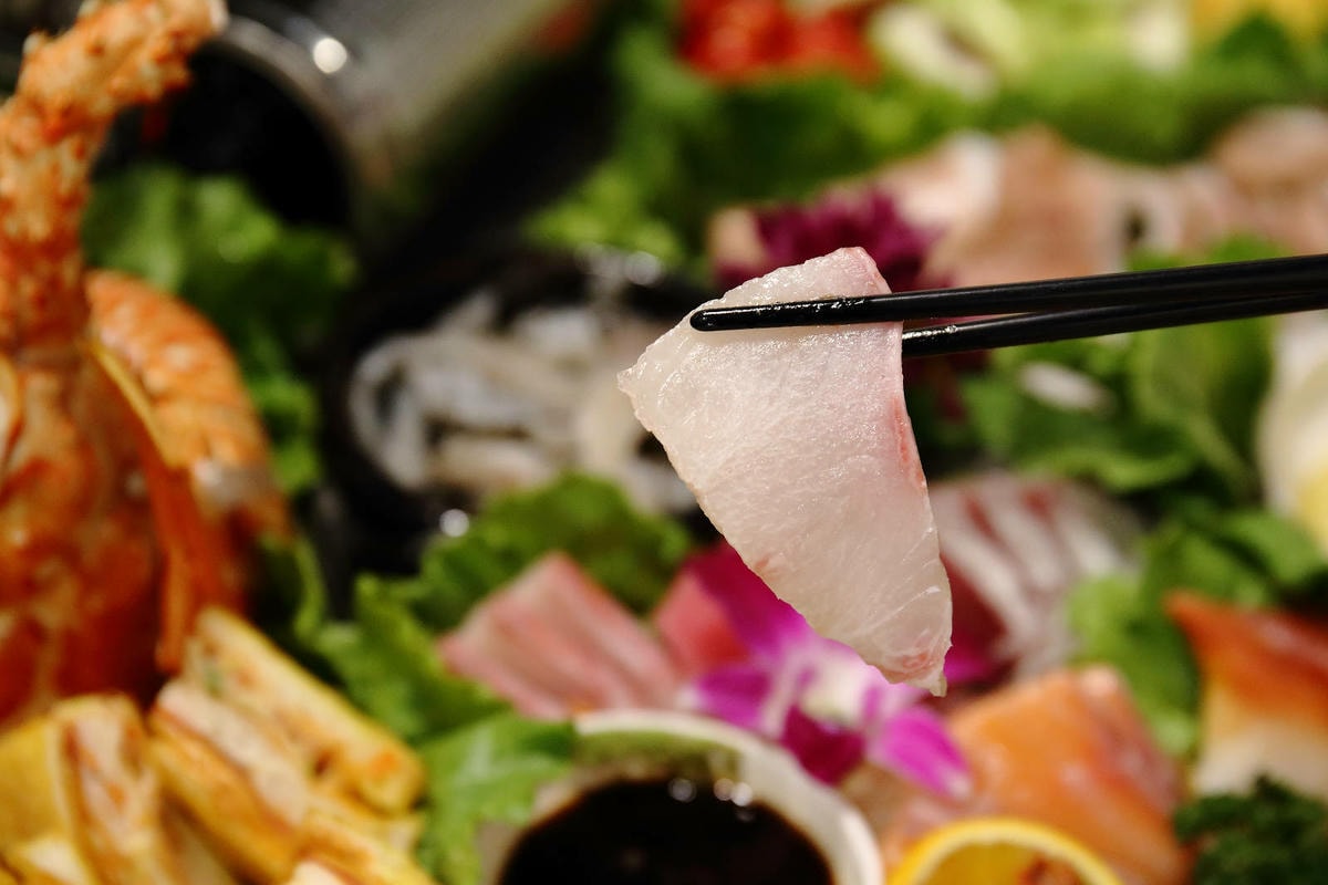 澎湖浮誇系海鮮霸王餐!整桌滿滿海鮮嗑到爽只要8000元,就是