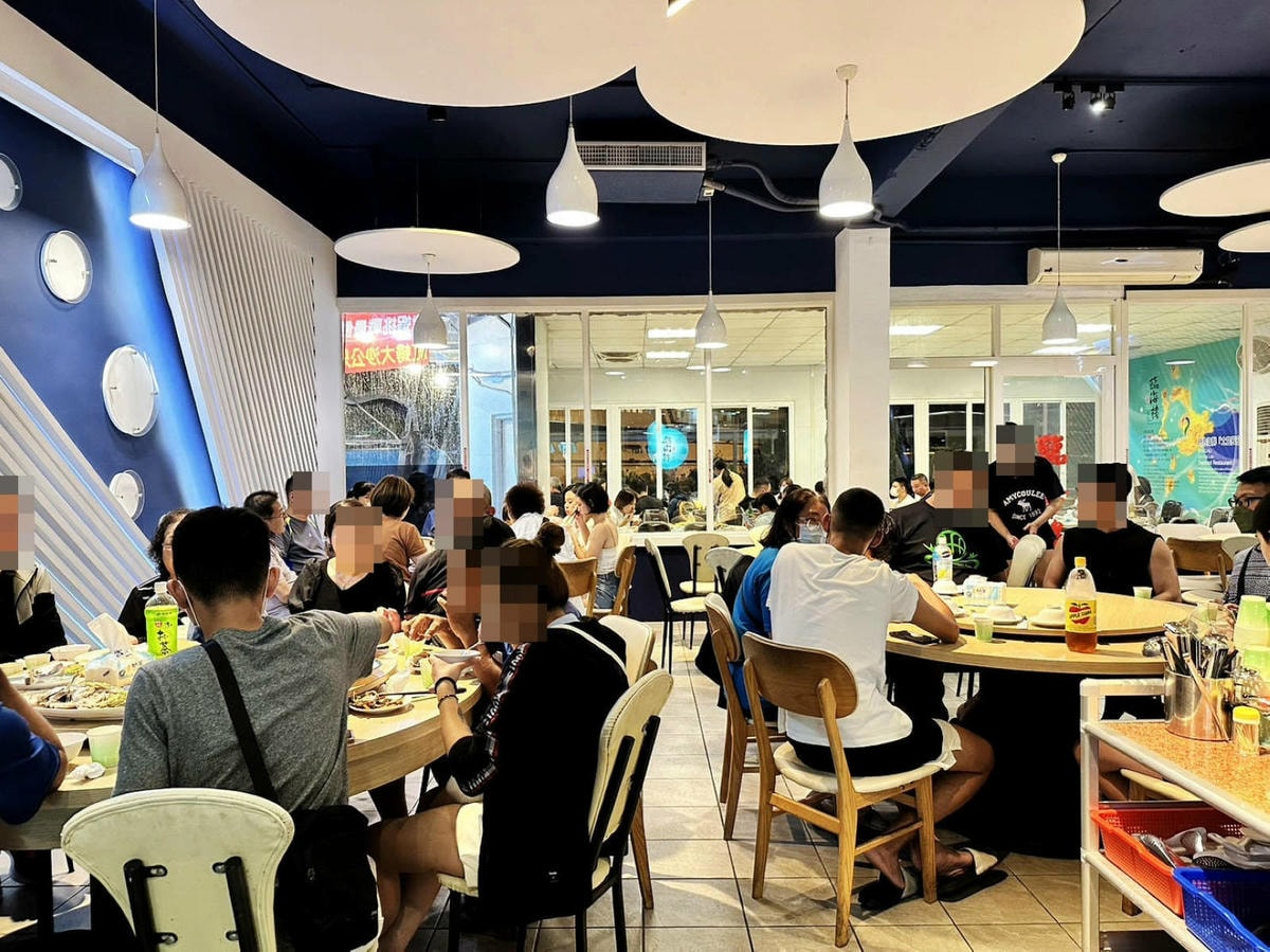 澎湖浮誇系海鮮霸王餐!整桌滿滿海鮮嗑到爽只要8000元,就是