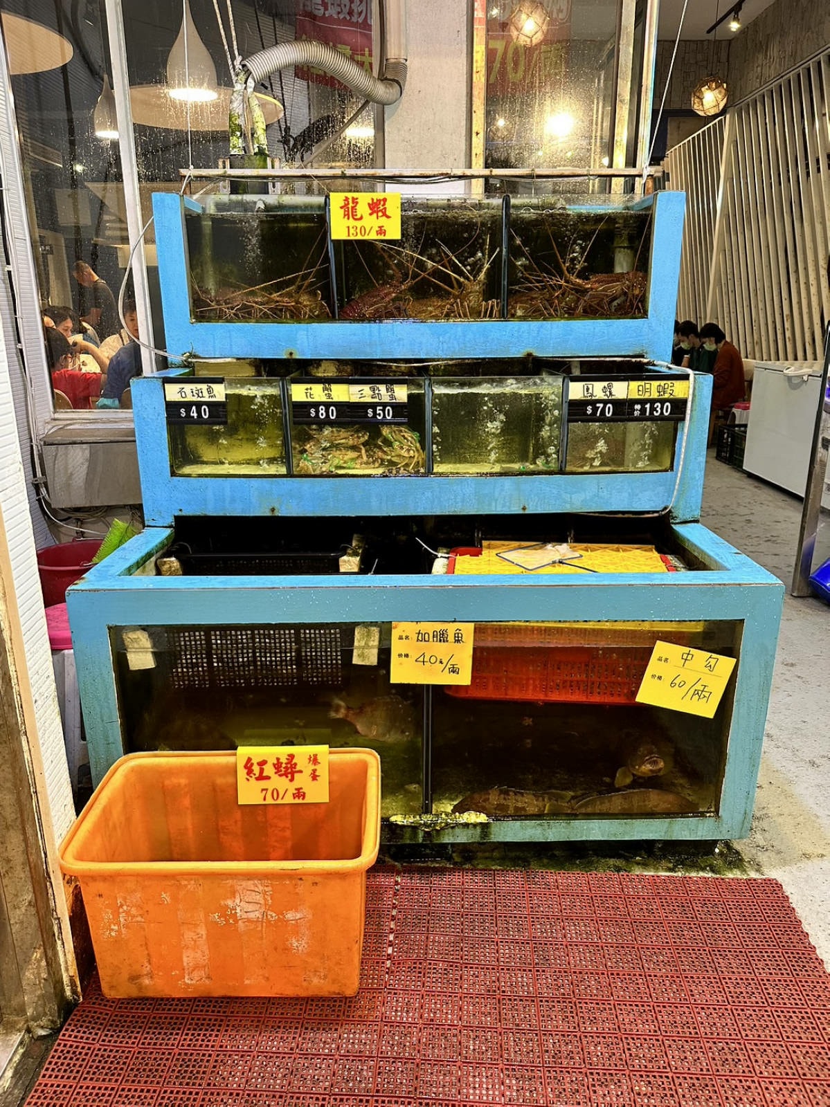 澎湖浮誇系海鮮霸王餐!整桌滿滿海鮮嗑到爽只要8000元,就是