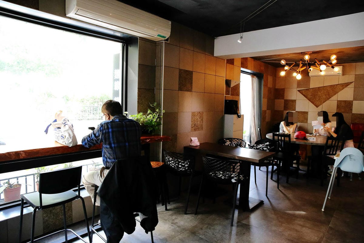 藏身社區的平價高人氣早午餐,竟然有加太陽蛋的麵線頭一次看到, 藏身社區的平價高人氣早午餐,竟然有加太陽蛋的麵線頭一次看到,