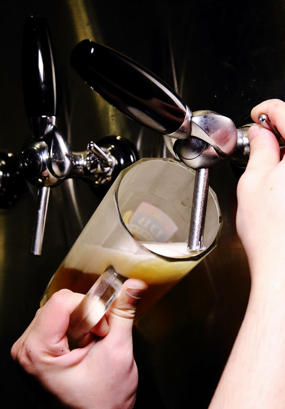 永和隱藏版招牌超低調!永和必訪風格餐酒館,大啖美餐美酒,CP