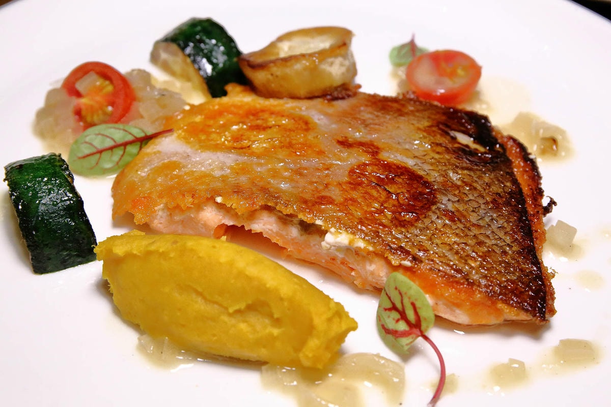 永和隱藏版招牌超低調!永和必訪風格餐酒館,大啖美餐美酒,CP