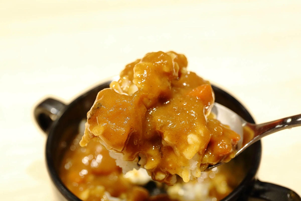 來自新竹的人氣平價牛排店小時厚牛排進軍永和,主餐190元起免