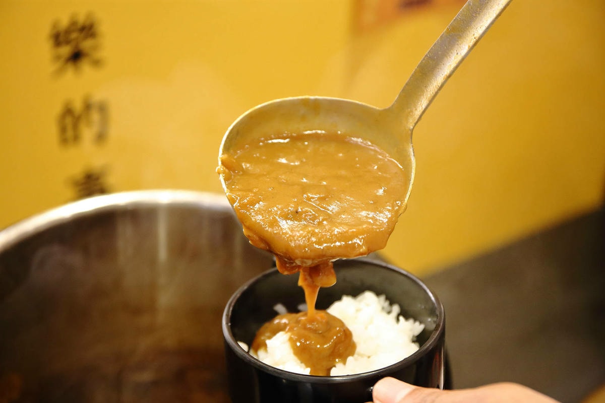 來自新竹的人氣平價牛排店小時厚牛排進軍永和,主餐190元起免