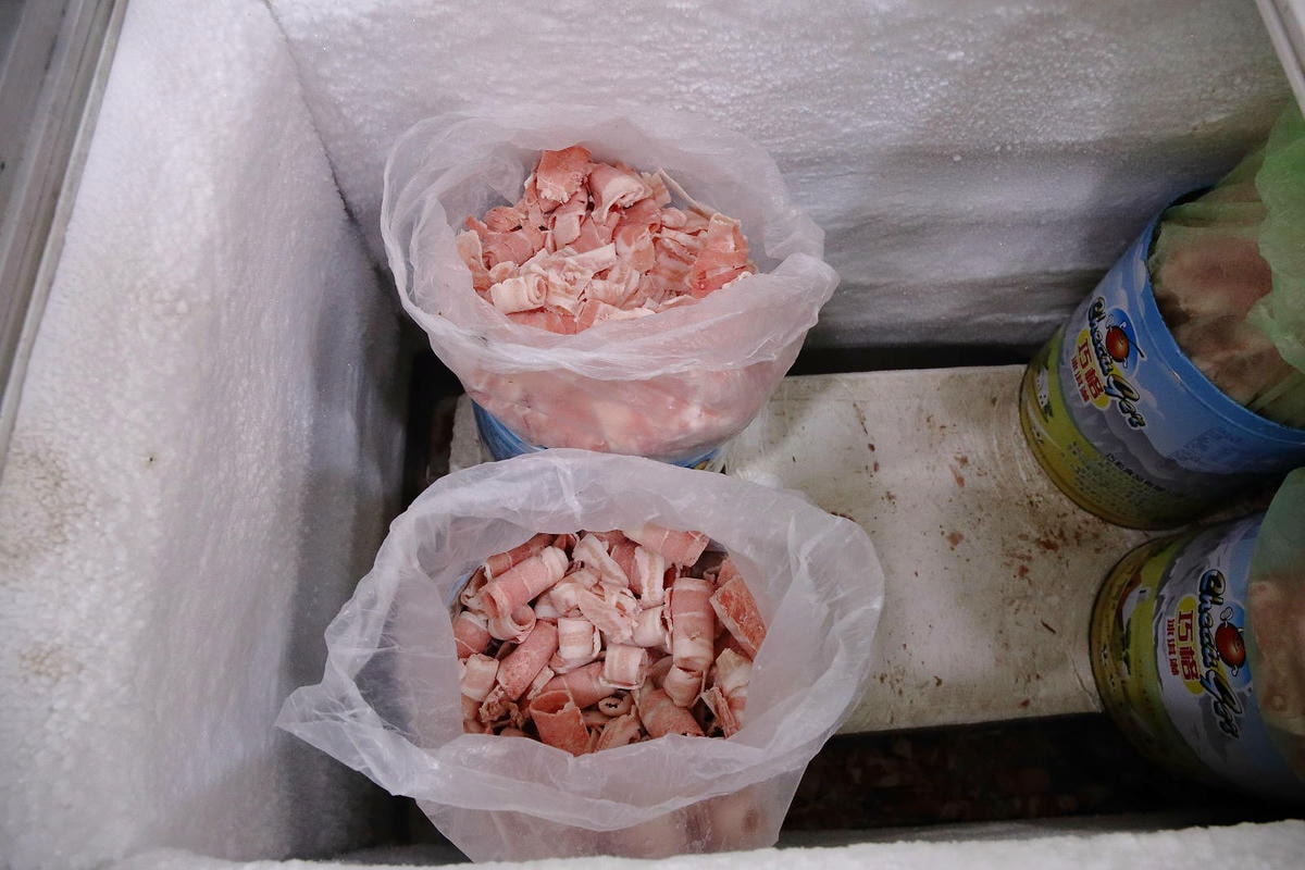 CP值爆表!當天到港海鮮漁獲燒烤吃到飽,超過30多種現流魚、 CP值爆表!當天到港海鮮漁獲燒烤吃到飽,超過30多種現流魚、