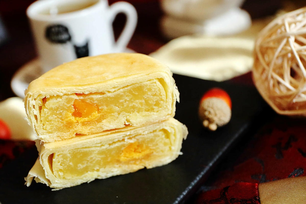 【2023中秋月餅推薦】紅豆食府中秋禮盒搶先看,月餅師傅手工