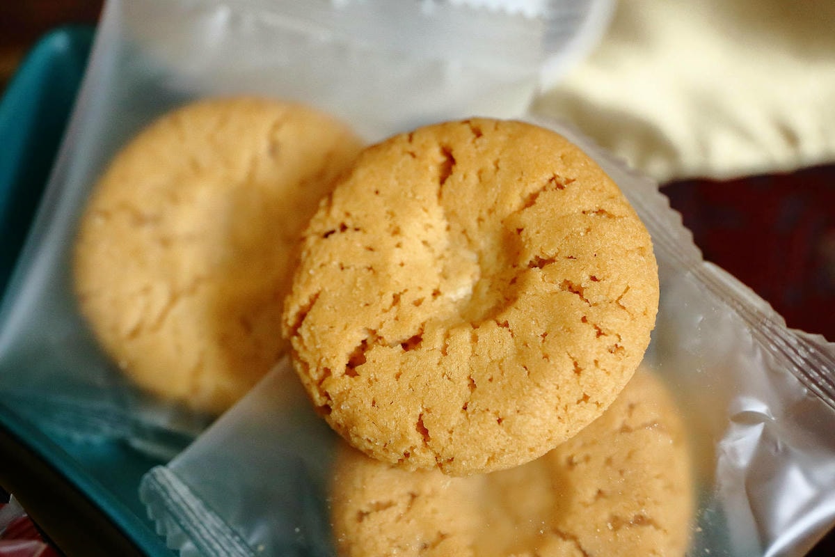 【2023中秋月餅推薦】紅豆食府中秋禮盒搶先看,月餅師傅手工