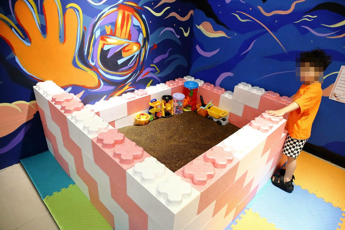 宜蘭美食早午餐這個超狂!碳個究竟早午晚餐浮誇系蛋餅多達34種