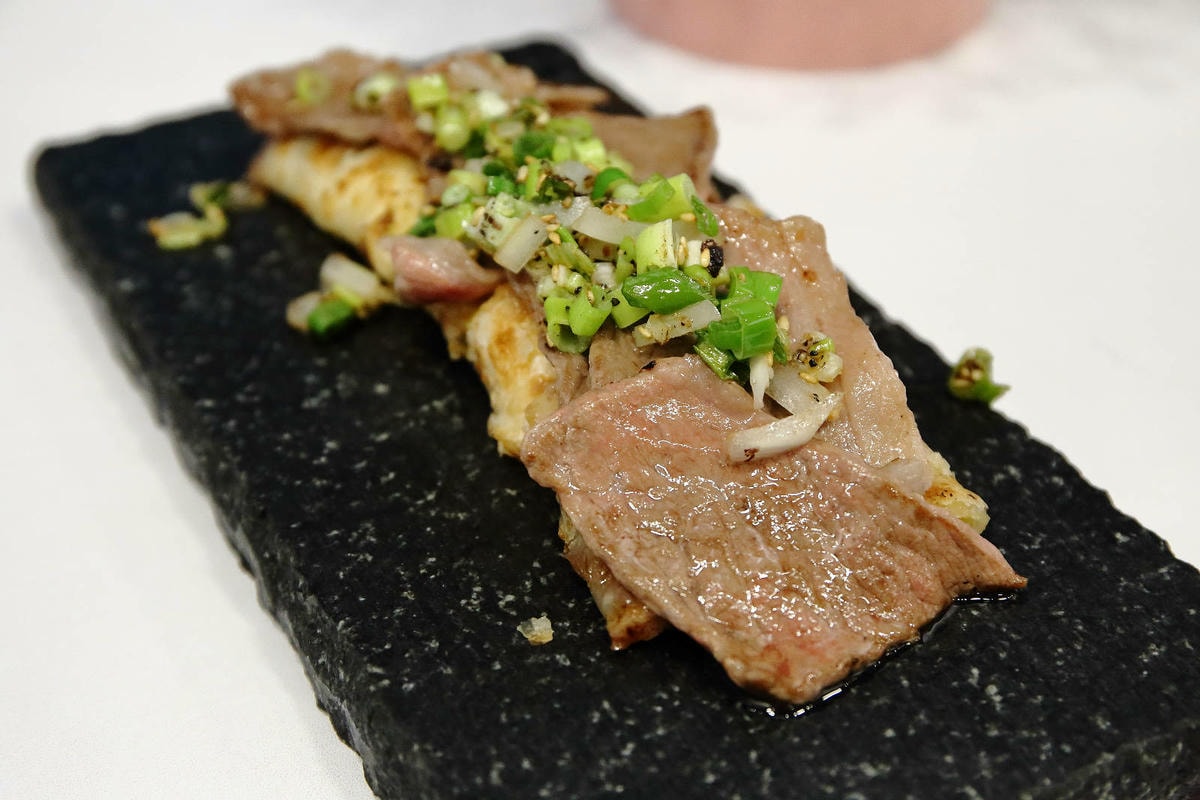 宜蘭美食早午餐這個超狂!碳個究竟早午晚餐浮誇系蛋餅多達34種