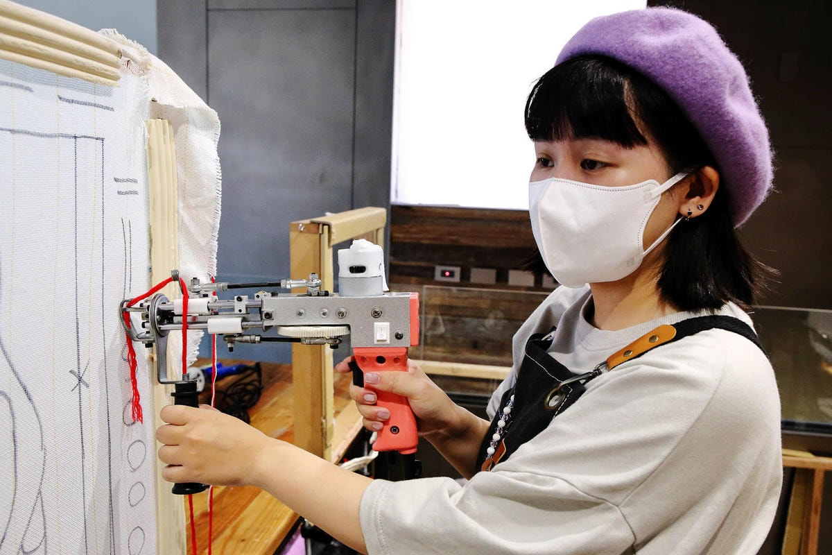 自己的地毯自己做!手作地毯Tufting初體驗!全台灣最大最