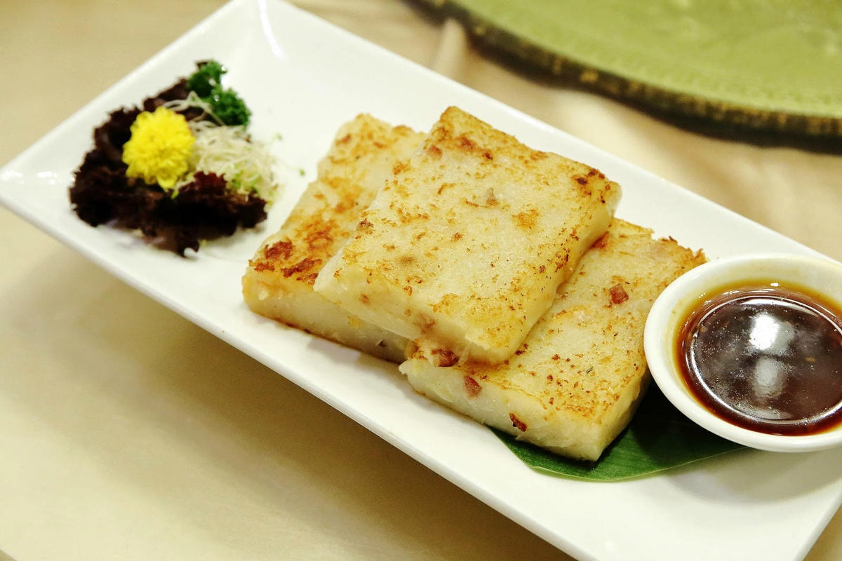 晶宴會館新品牌「晶粵軒烤鴨餐廳」,主打烤鴨搭配港式小點跟經典