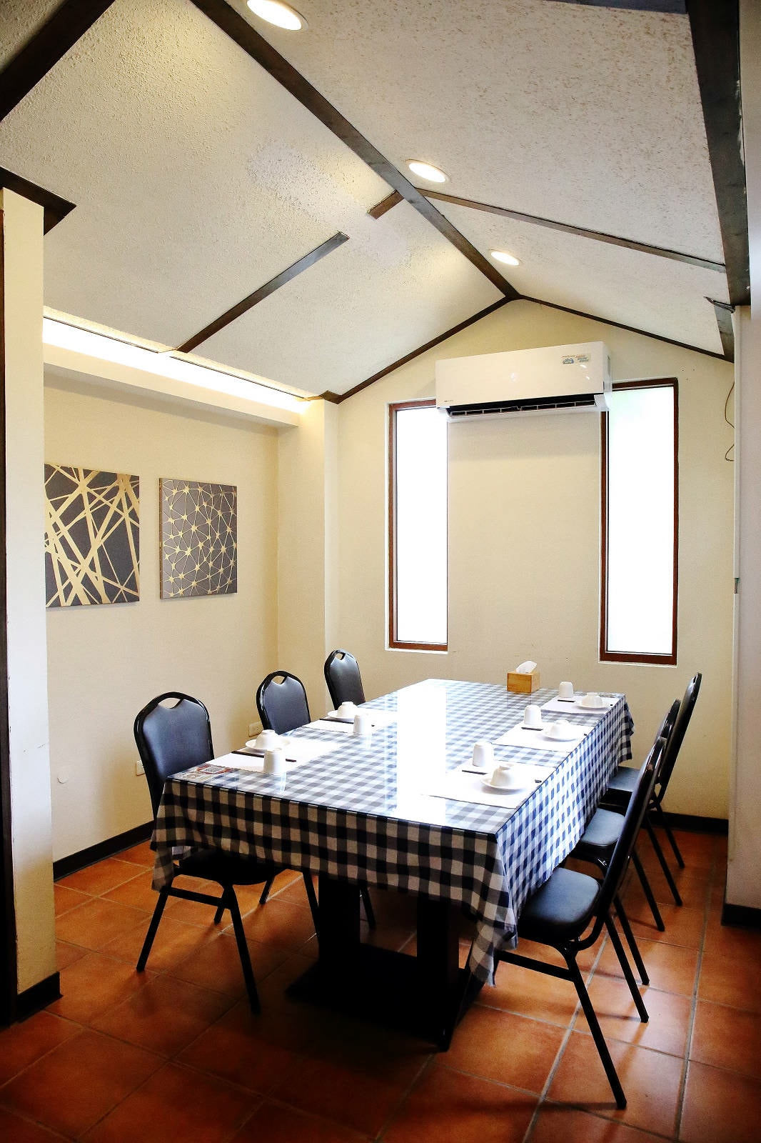 竹科寶山特區隱藏版茶餐廳,超美玻璃屋餐廳,好吃、好美、好好拍