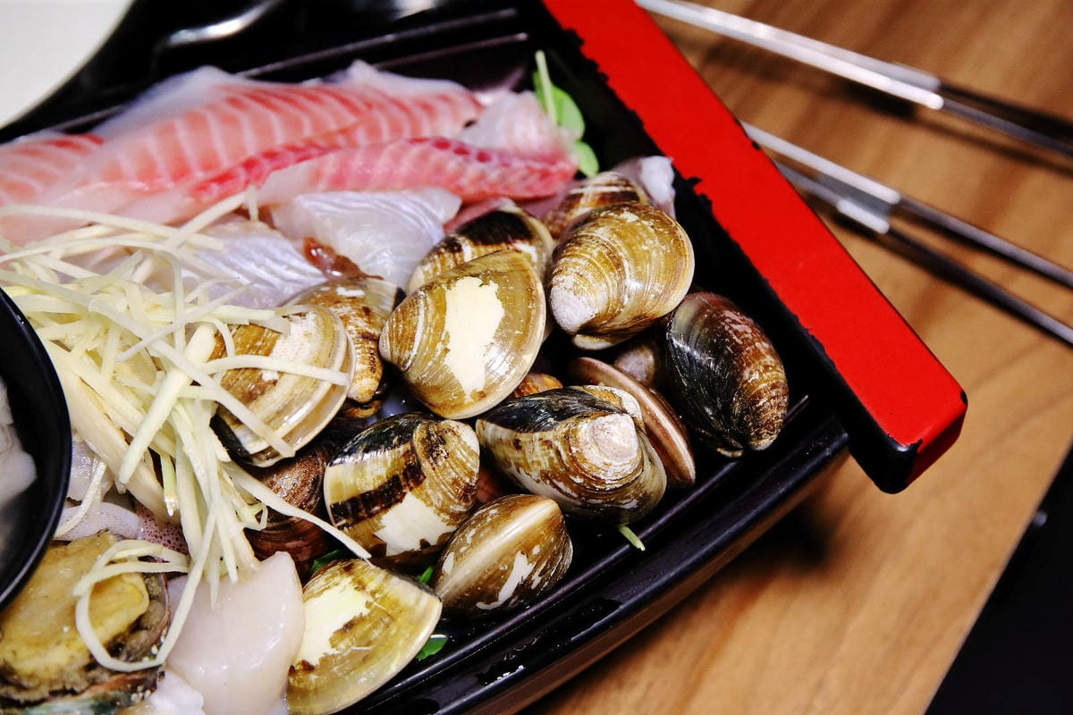 三重平價火鍋推薦！田原鍋三重店，澎湃海鮮船、肉盤加量50%，