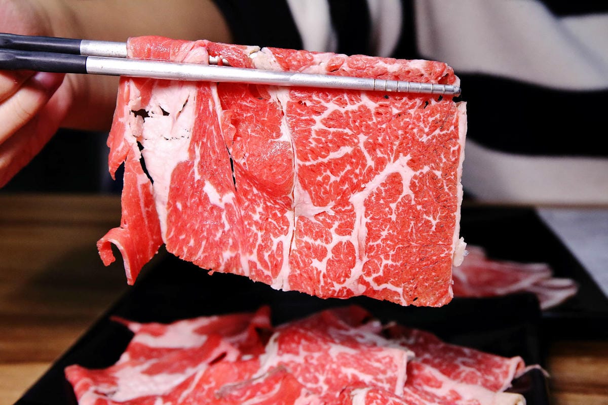 三重平價火鍋推薦！田原鍋三重店，澎湃海鮮船、肉盤加量50%，