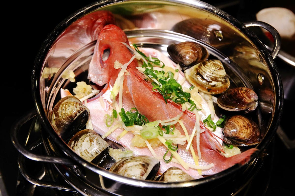 宜蘭爾本購物廣場新開幕！潮派平價頂級魚翅汕頭鍋物專家，全宜蘭