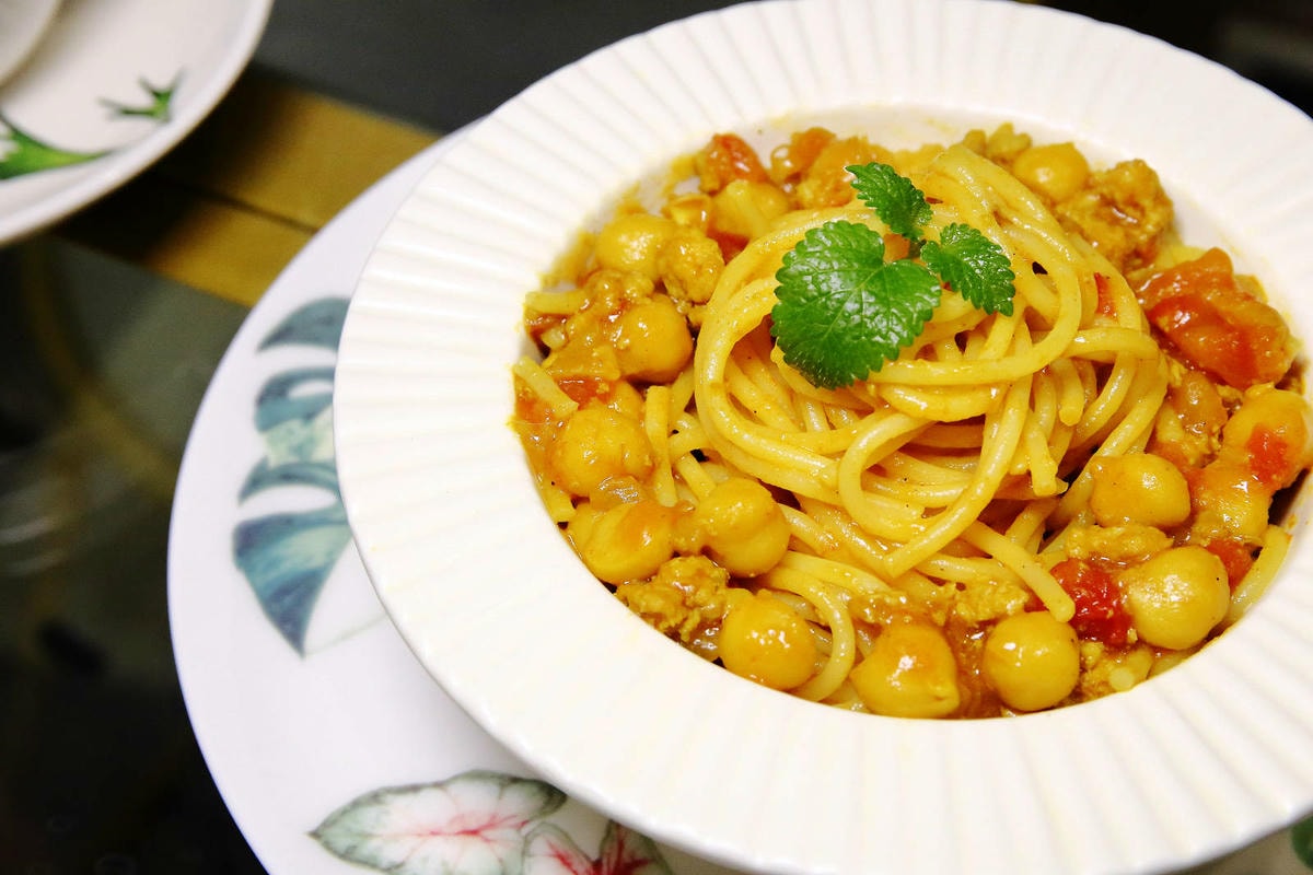 悠悠龍貓咖啡。全台唯一一間龍貓咖啡廳,龍貓卡通本尊活跳跳現身