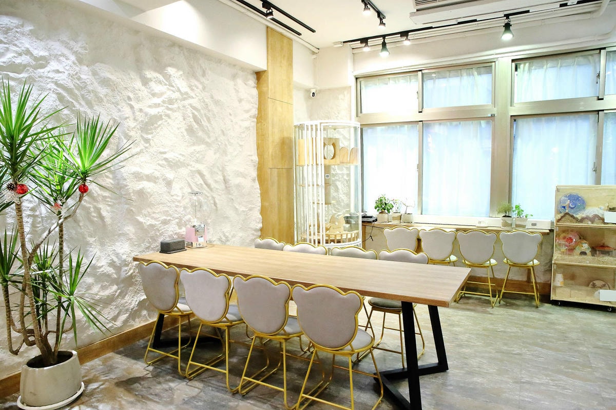 悠悠龍貓咖啡。全台唯一一間龍貓咖啡廳,龍貓卡通本尊活跳跳現身