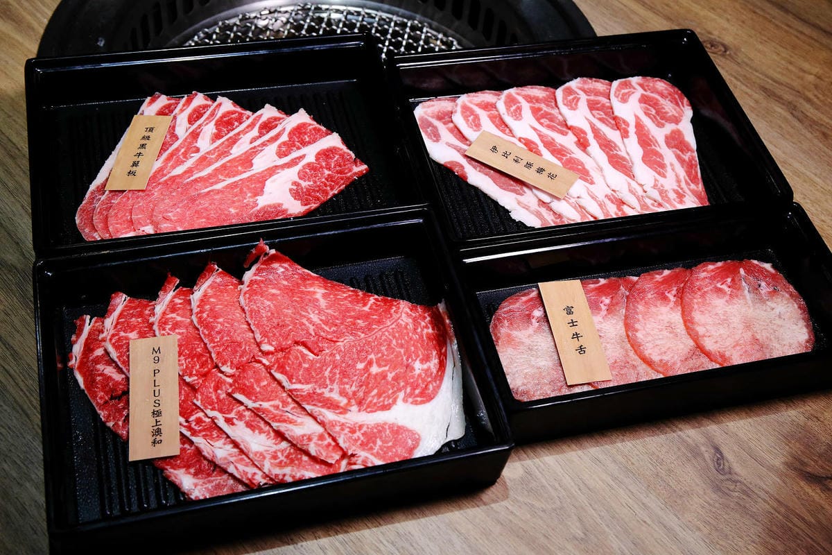 桃園最強「燒肉吃到飽」來中壢插旗啦！赤富士日式無煙燒肉鍋物-