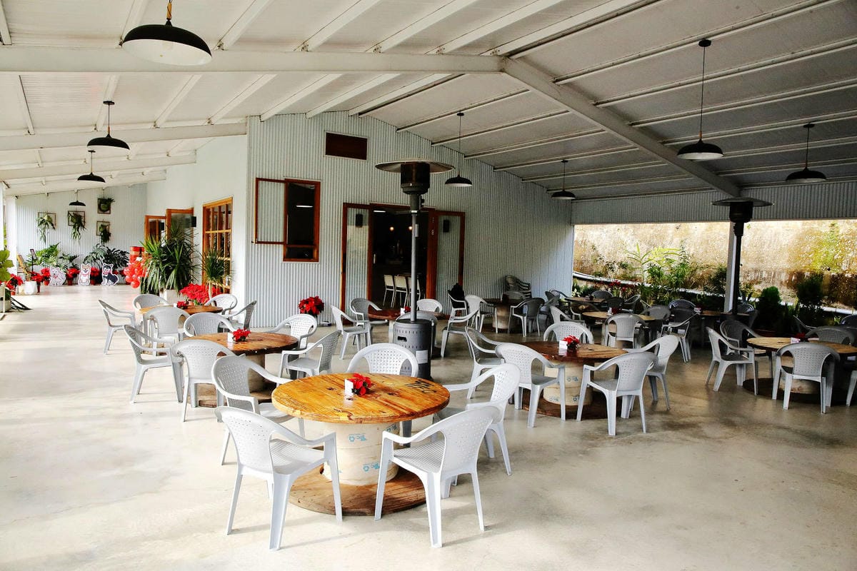 採草莓囉!苗栗大湖特色農場推薦,紅色琉璃瓦&SUHU Caf 採草莓囉!苗栗大湖特色農場推薦,紅色琉璃瓦&SUHU Caf