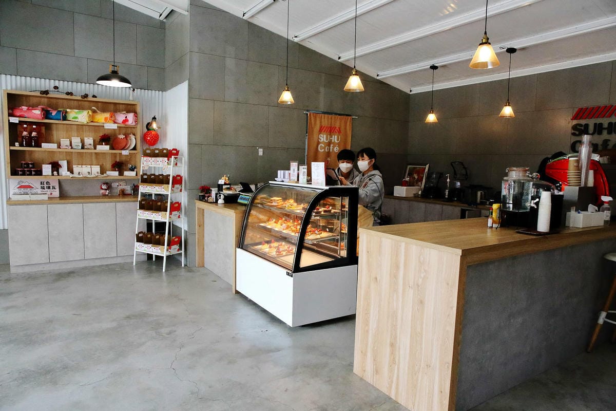 採草莓囉!苗栗大湖特色農場推薦,紅色琉璃瓦&SUHU Caf 採草莓囉!苗栗大湖特色農場推薦,紅色琉璃瓦&SUHU Caf