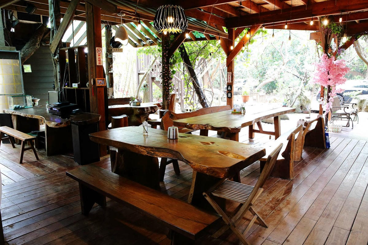 新竹寵物友善餐廳，森園寵物友善樹屋咖啡莊園，咖啡好喝，寵物超