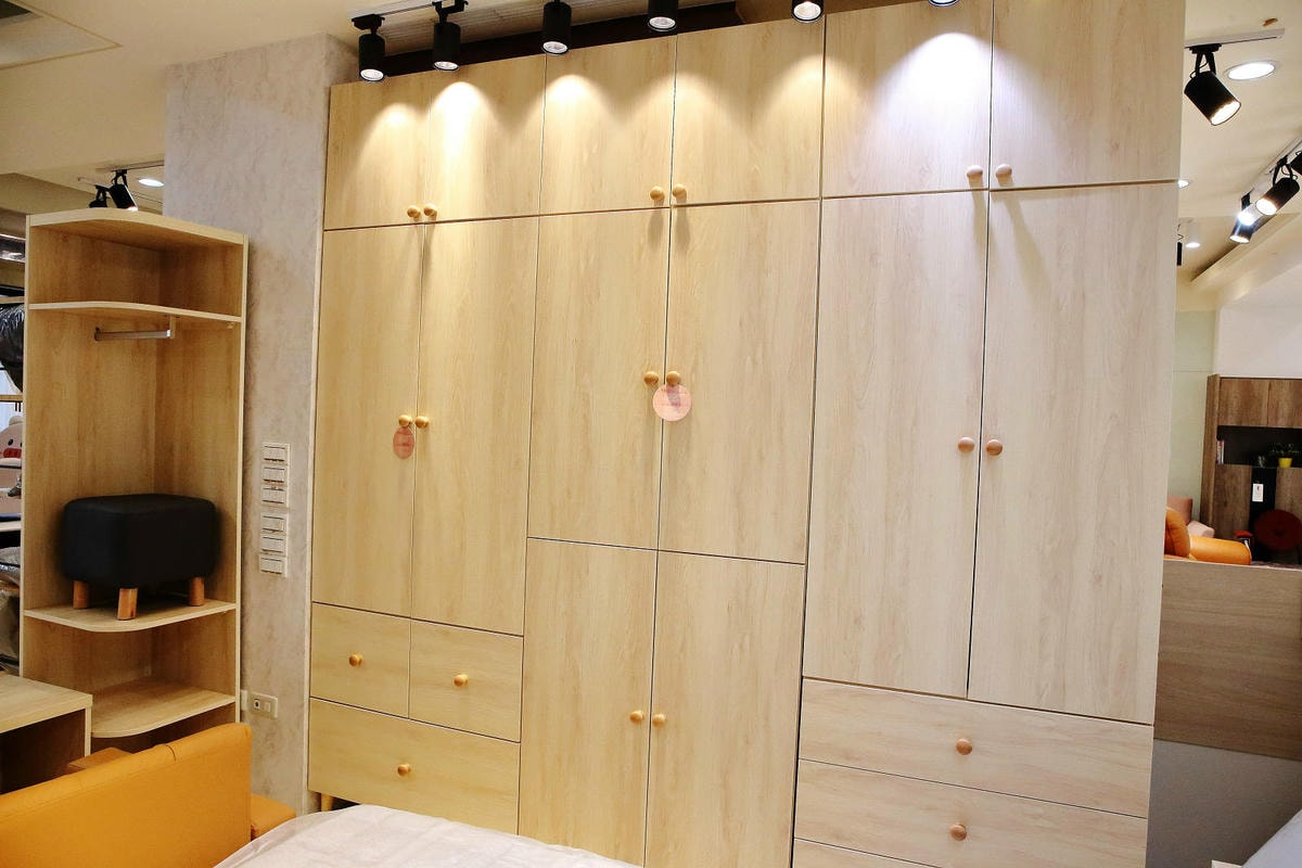 【億家俱】新竹家具行推薦,台灣MIT客製化、價格透明、系統家