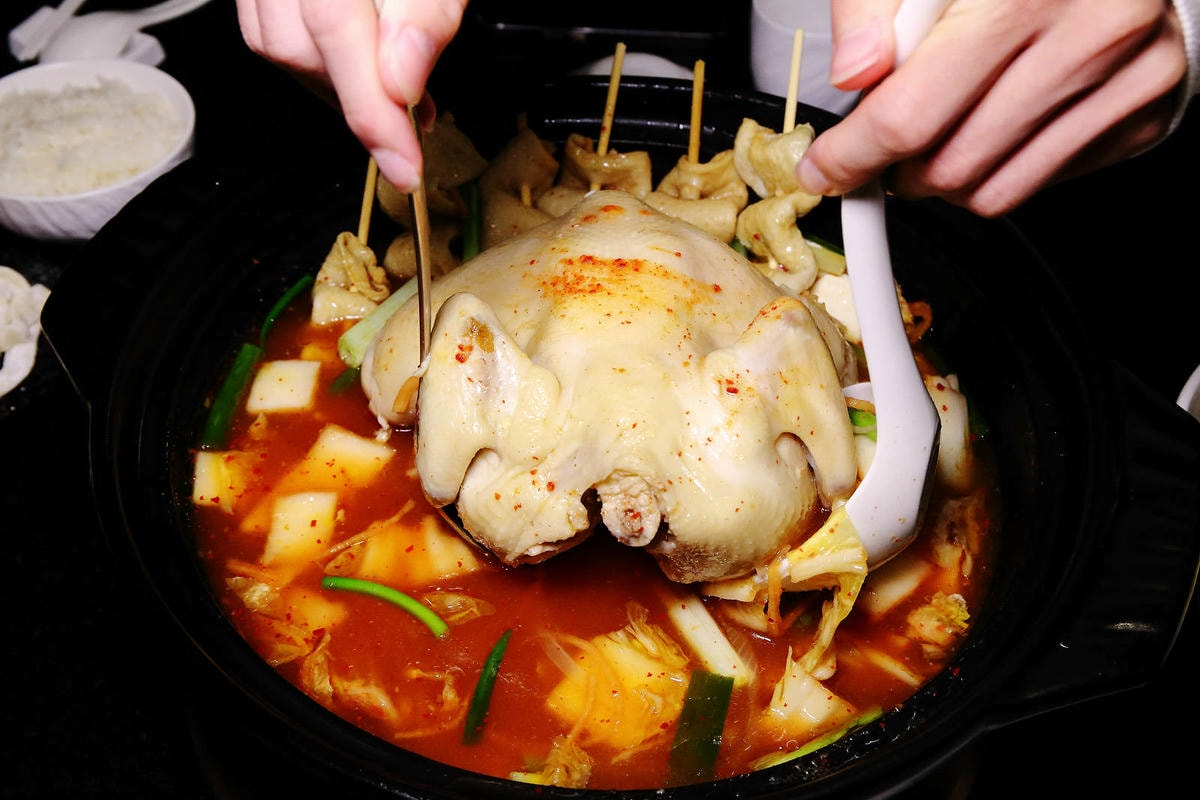 微風信義美食餐廳,韓吃一隻雞 微風信義店,有別於一般韓式餐廳