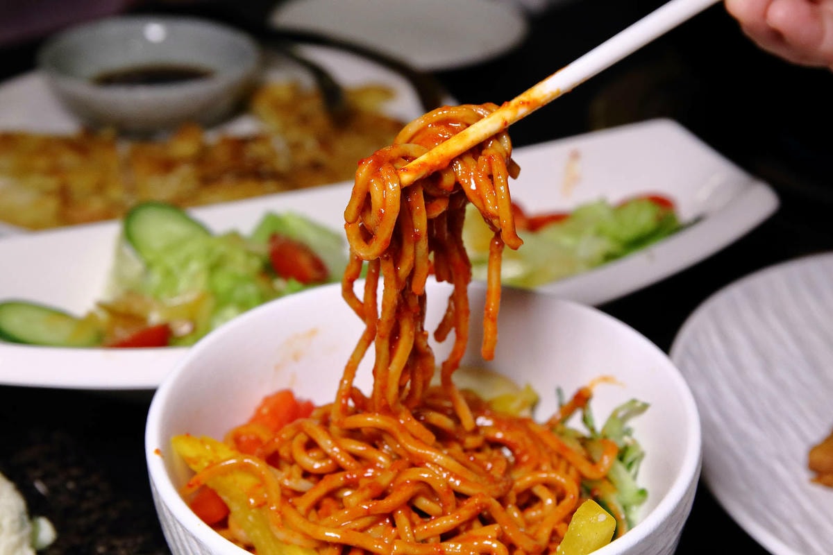 微風信義美食餐廳,韓吃一隻雞 微風信義店,有別於一般韓式餐廳