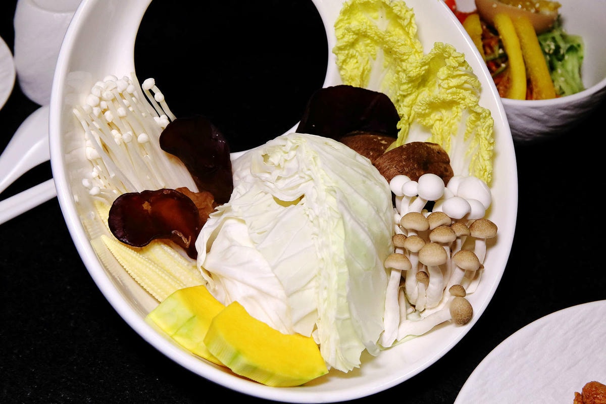 微風信義美食餐廳,韓吃一隻雞 微風信義店,有別於一般韓式餐廳