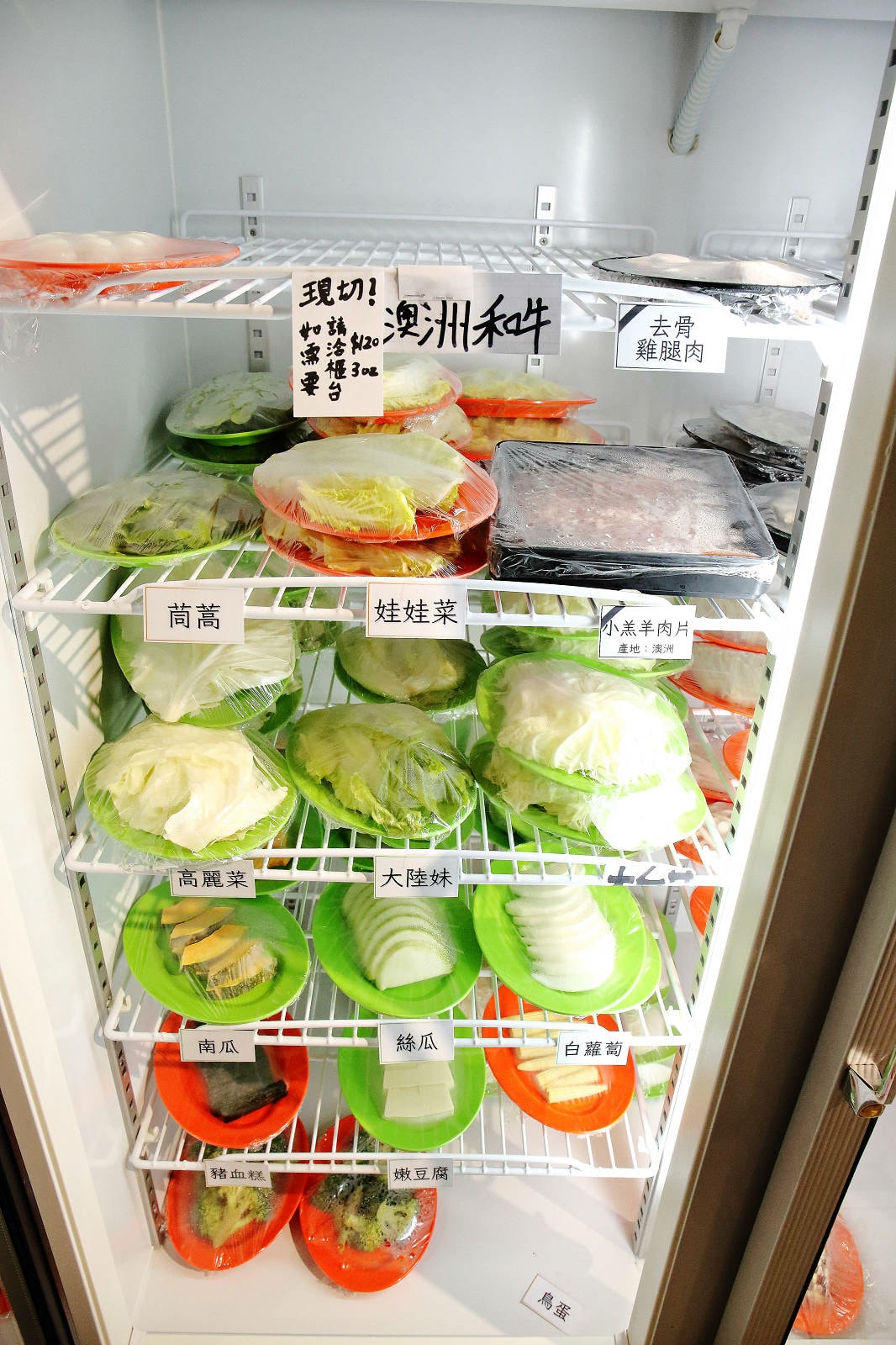 饒河夜市美食推薦,蘇記嘀兜雞台北松山店,獨門祕製超濃郁大骨湯