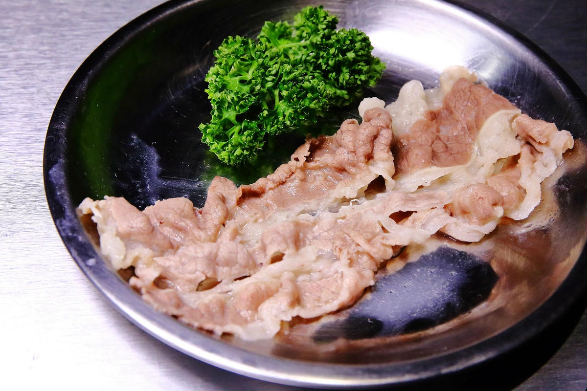 饒河夜市美食推薦,蘇記嘀兜雞台北松山店,獨門祕製超濃郁大骨湯