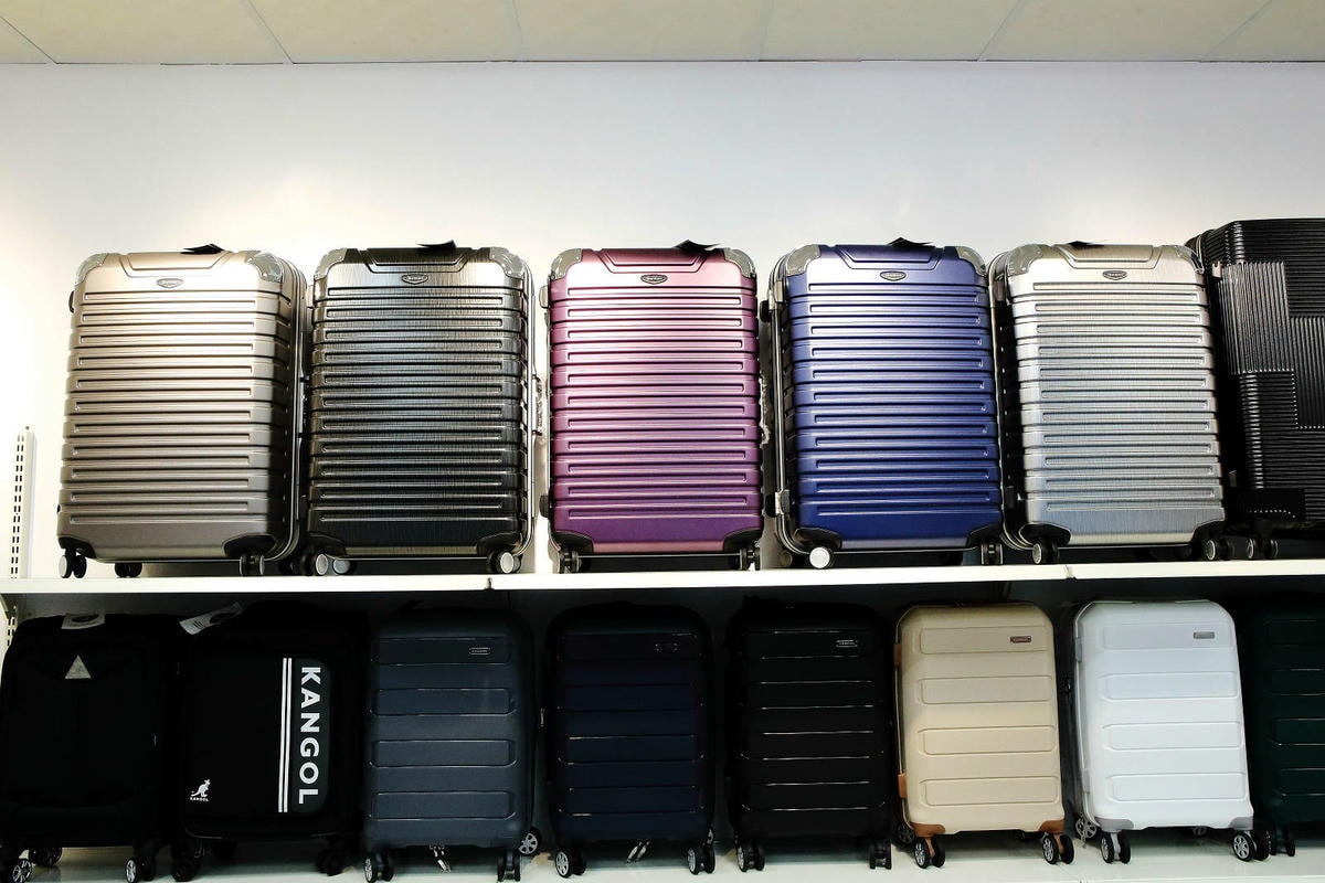 桃園行李箱推薦!黑箱作業行李箱維修/零售專賣店,28吋鋁框大