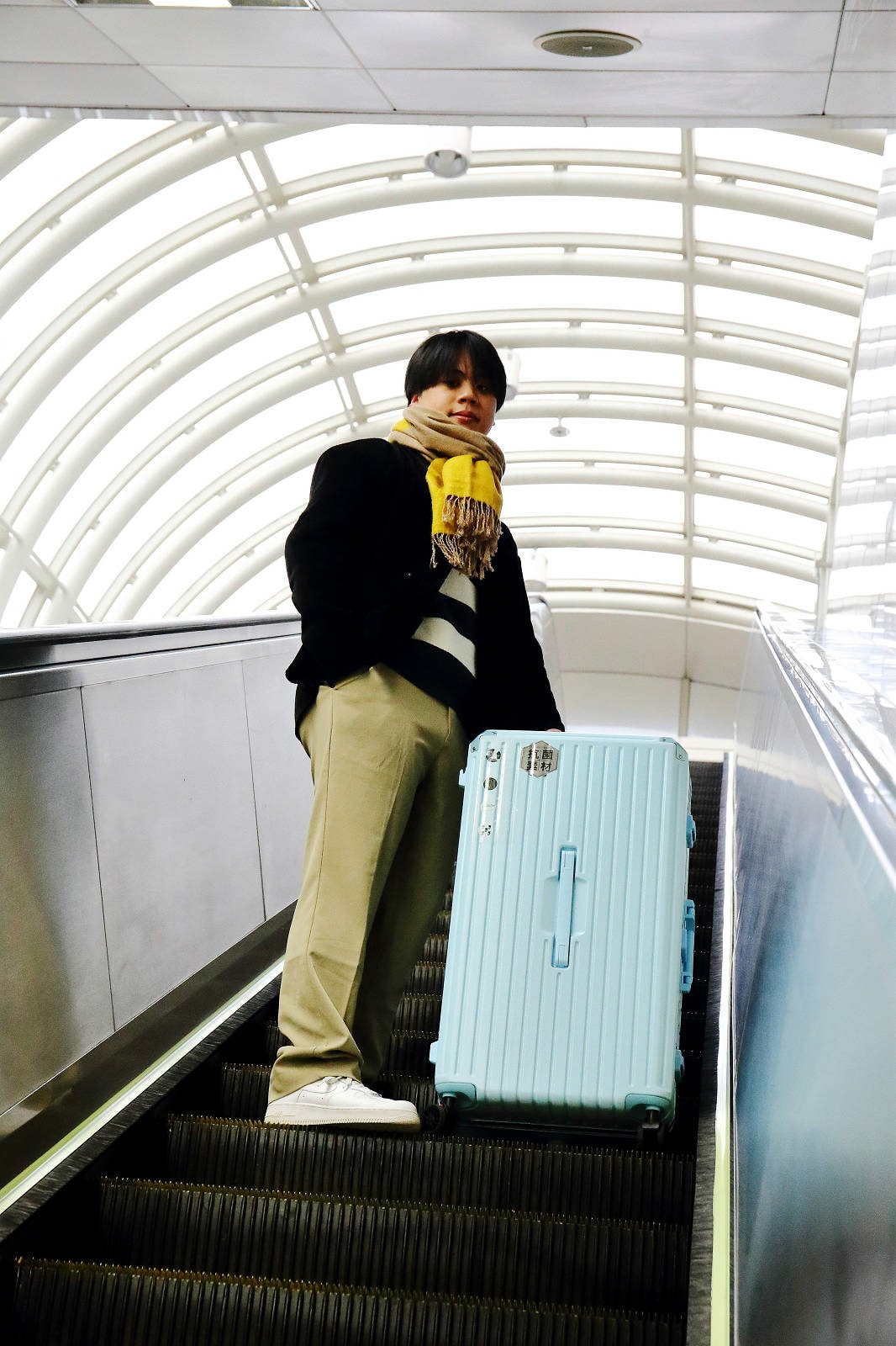 桃園行李箱推薦!黑箱作業行李箱維修/零售專賣店,28吋鋁框大