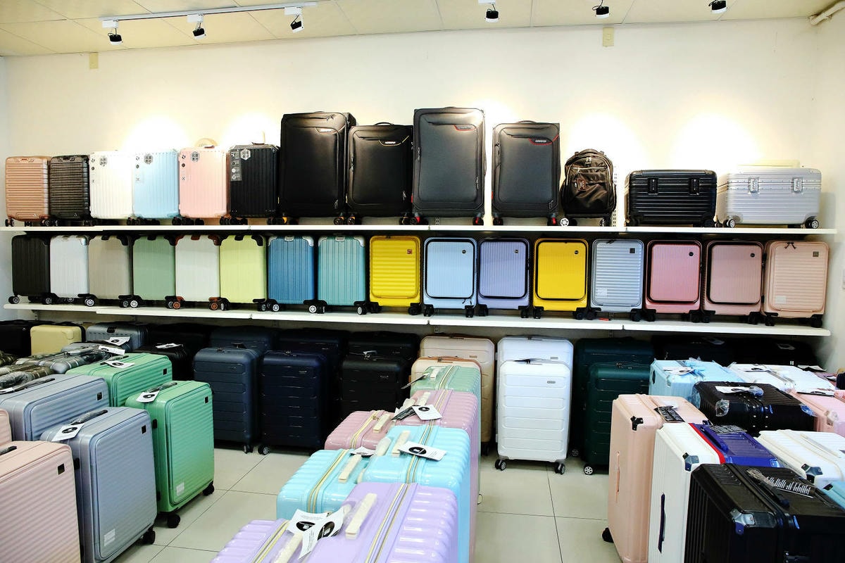 桃園行李箱推薦!黑箱作業行李箱維修/零售專賣店,28吋鋁框大