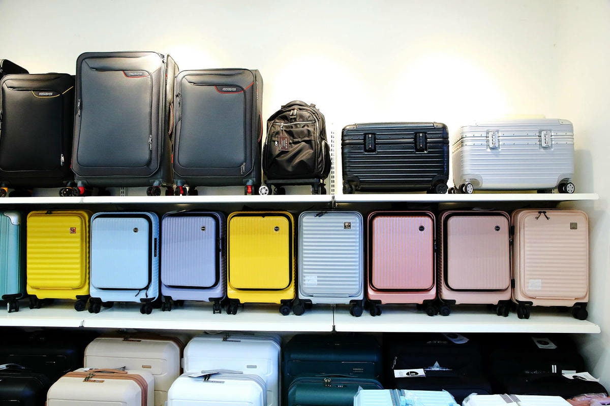 桃園行李箱推薦!黑箱作業行李箱維修/零售專賣店,28吋鋁框大