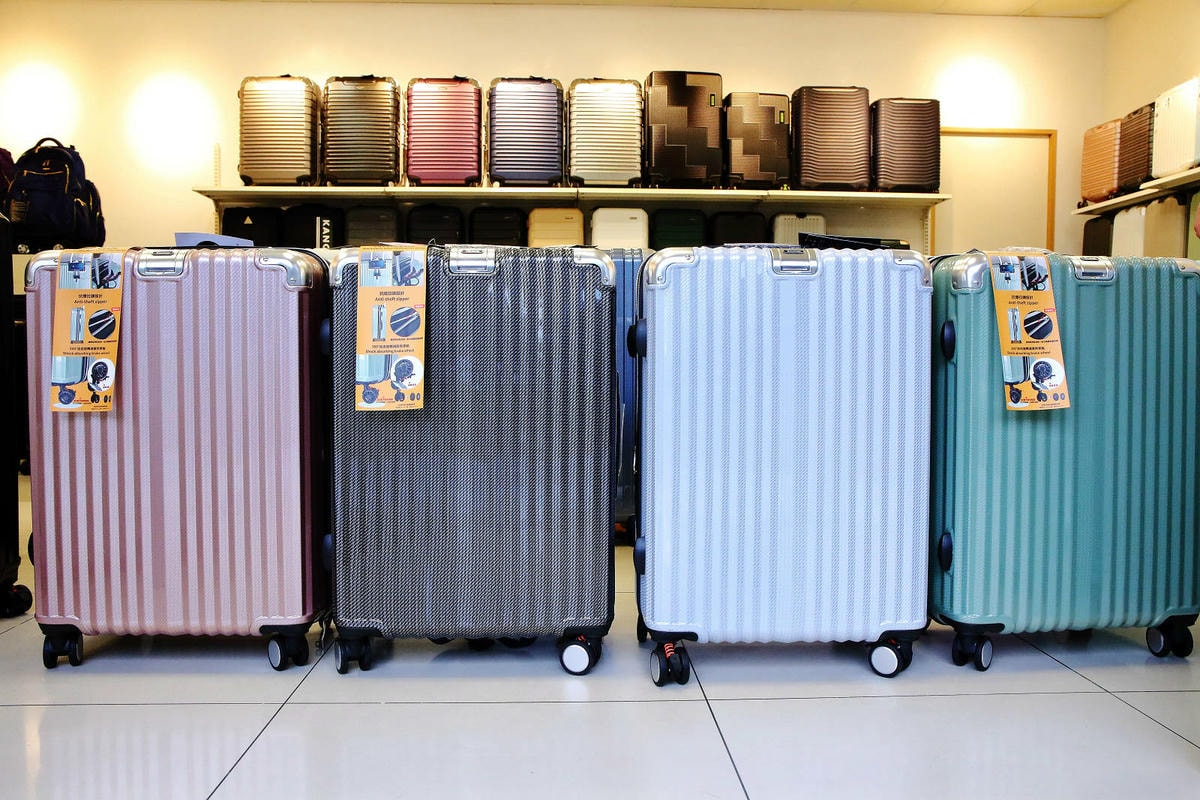 桃園行李箱推薦!黑箱作業行李箱維修/零售專賣店,28吋鋁框大